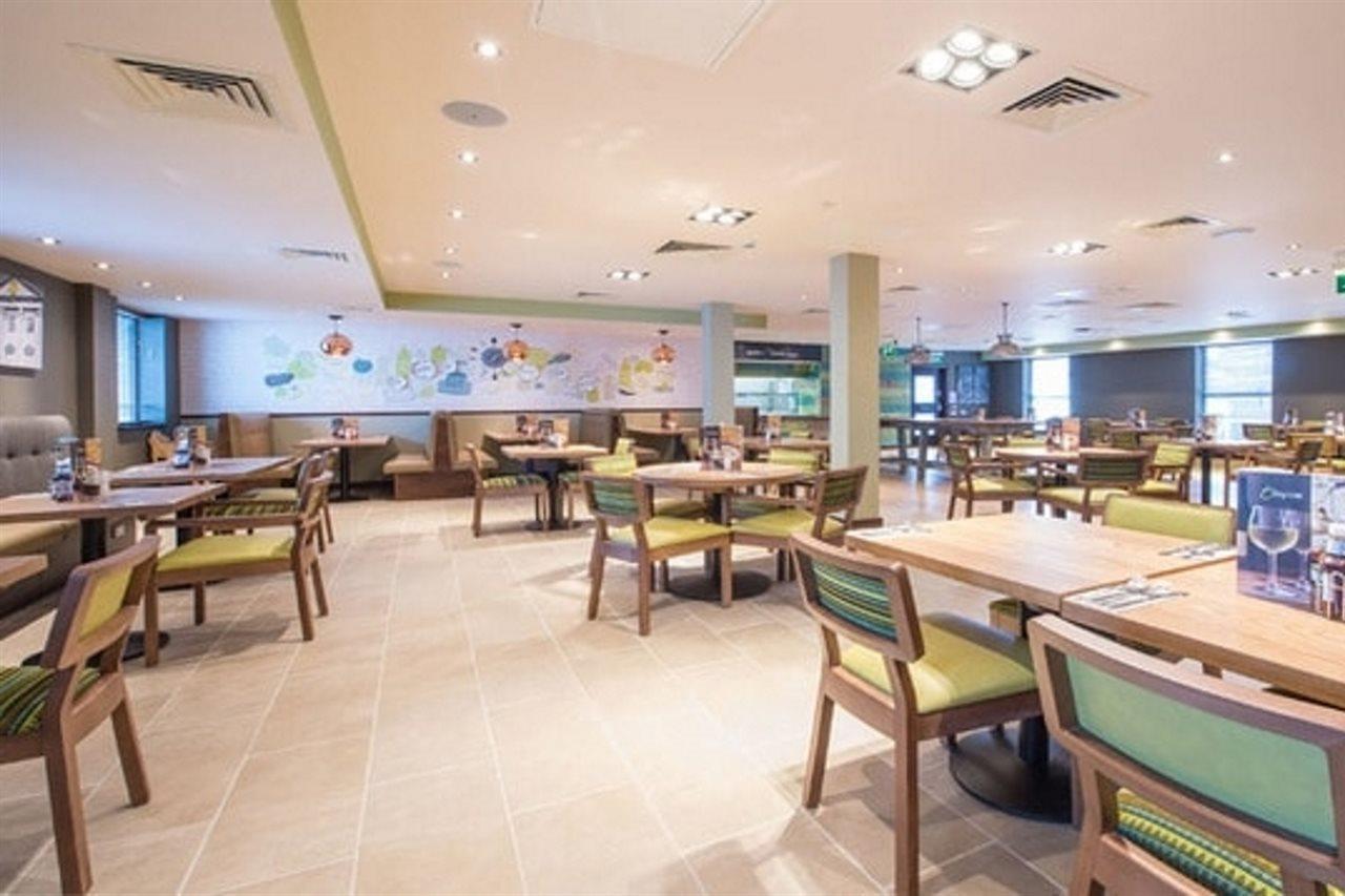 Premier Inn Chelmsford City Centre Kültér fotó